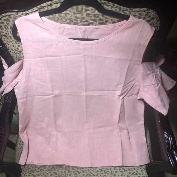 SOLD! Cold Shoulder Top - Picture 2 of 4